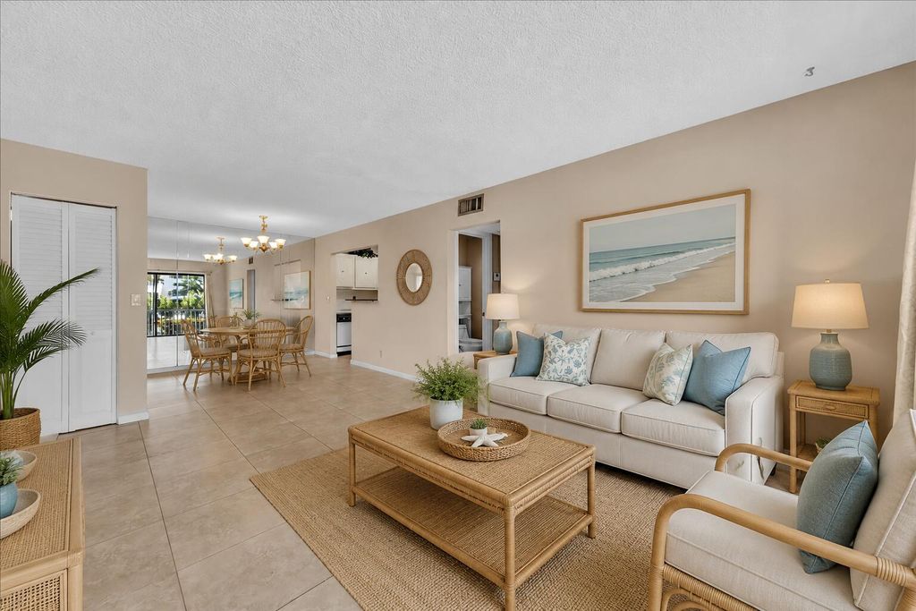 180 Cypress Club Drive #816, photo 6