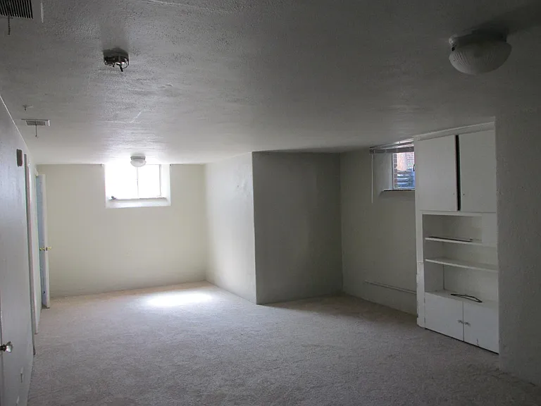 1944 S Columbine St — Photo 6