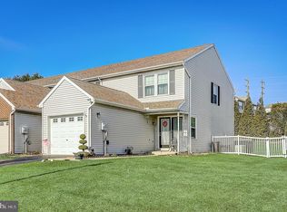 729 Hawk Ridge Dr, Hamburg, PA 19526