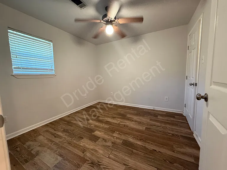 12461 Wardline Rd — Photo 6