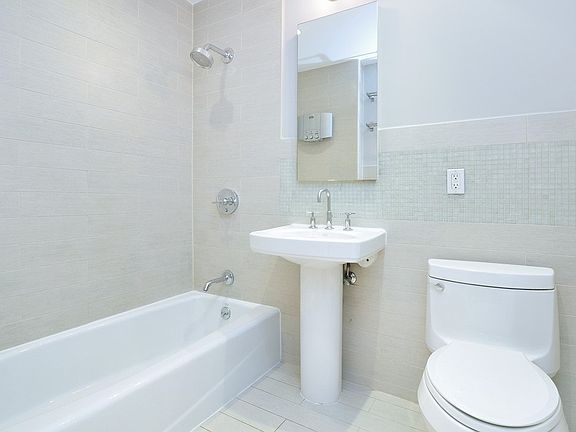 4th image of 315 20th St APT 3B