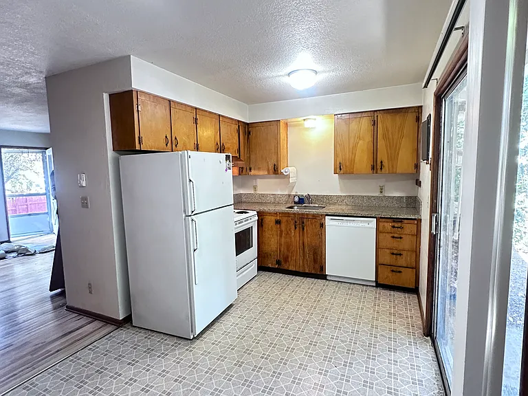 4642 SW Vermont St — Photo 5