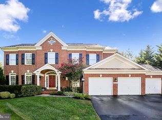 18428 Mill Run Ct, Leesburg, VA 20176