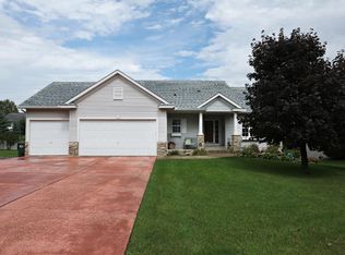 4093 158th St W, Rosemount, MN 55068