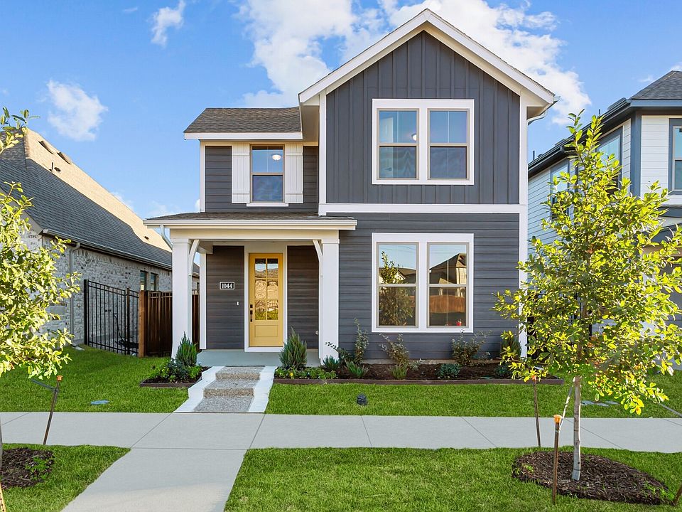 1st image of 1044 Almond Blossom Cir
