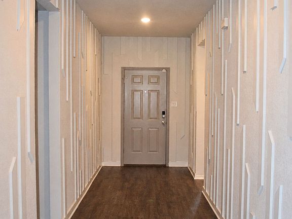 4th image of 1777 Dryden Ave