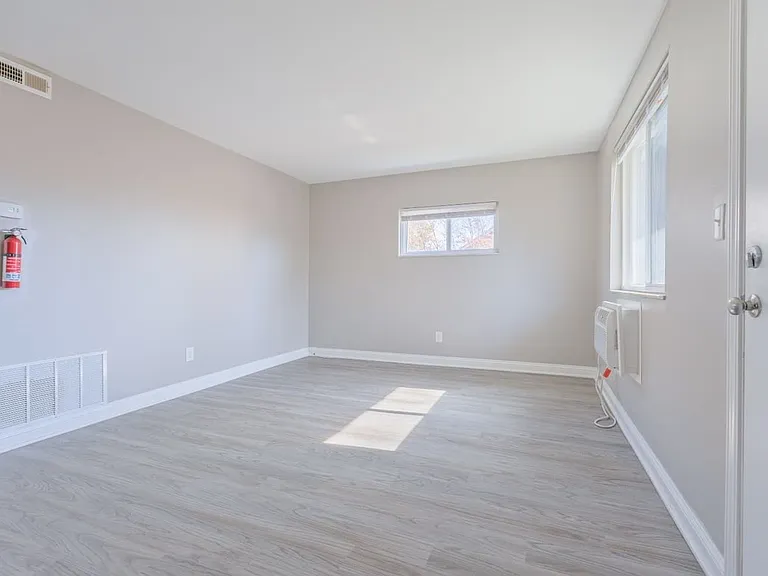 2485 Deming Ave #6 — Photo 3