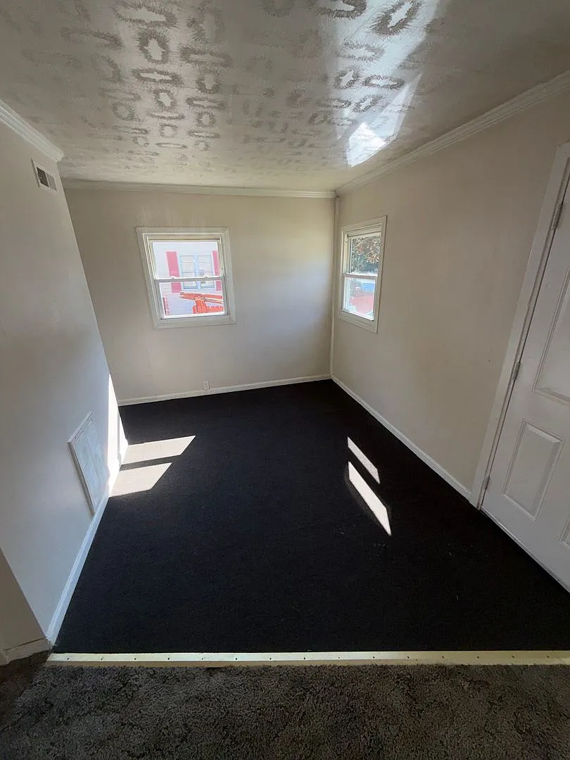 1240 & 1242 Negley Avenue — Photo 3
