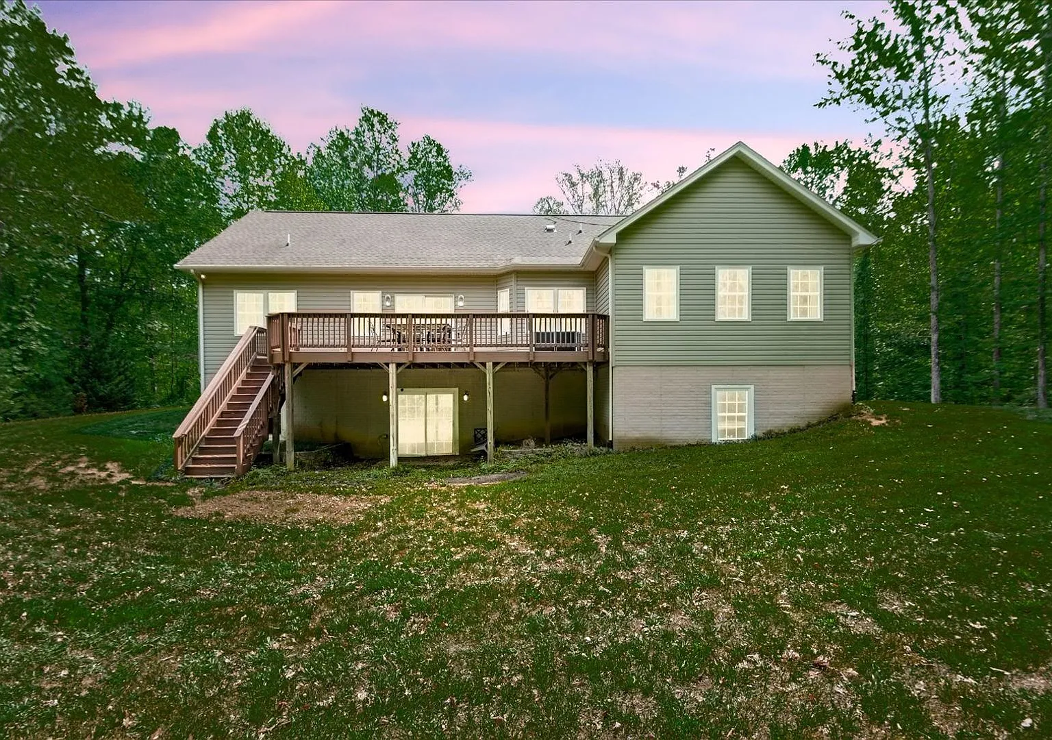 Coming Soon | Private King George Country Retreat | 4br/2.5ba | Walk-Out Basement | Available Sep... — Photo 3