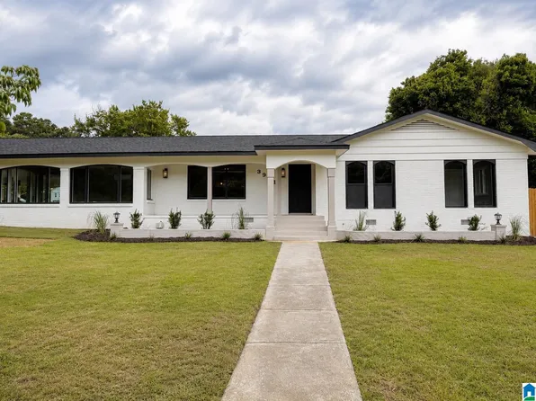 3901 Bramble Rd, Anniston, AL 36207