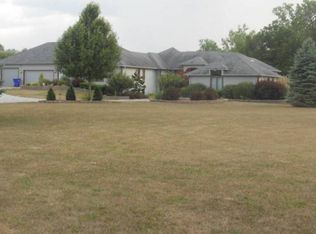 8224 Popp Rd, Fort Wayne, IN 46845