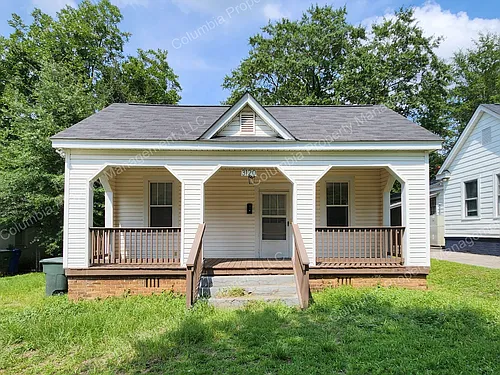 3120 Lincoln St Photo 1