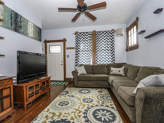5th image of 3709 Maple Park Ave