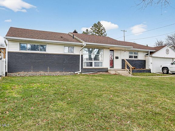 3rd image of 5810 Everwood Rd