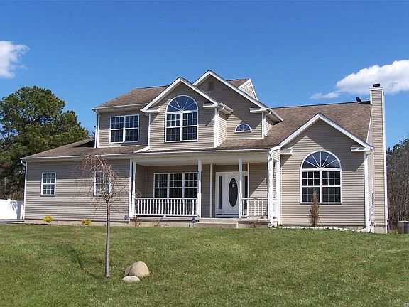 2nd image of 25 Jordan Dr