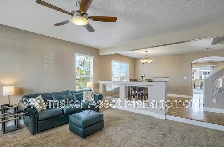 10904 Cascading Spring Cir — Photo 26