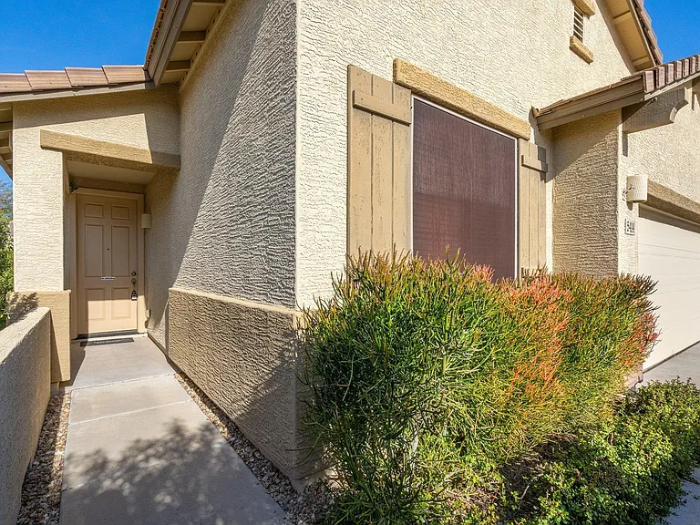 5414 W Straight Arrow Ln — Photo 32