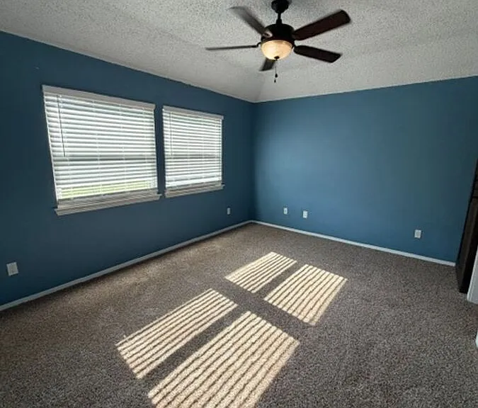 5009 Paragon Dr — Photo 23