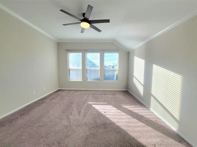 1902 Village Orchard Ln — Photo 16