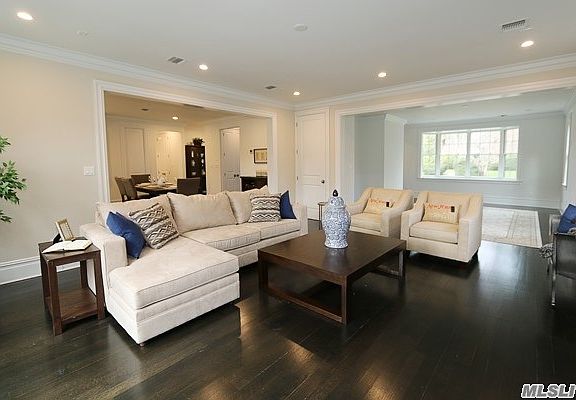 4th image of 2 Strawberry Ln