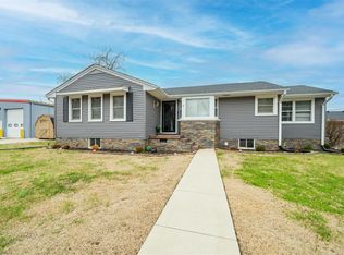 295 Walnut St, Calhoun, KY 42327