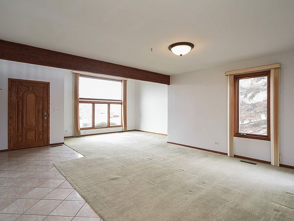 Living Room / Dining Room