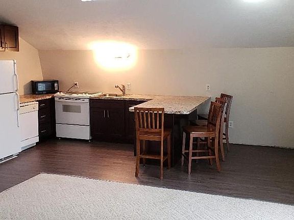 4th image of 51 Bristow St #3