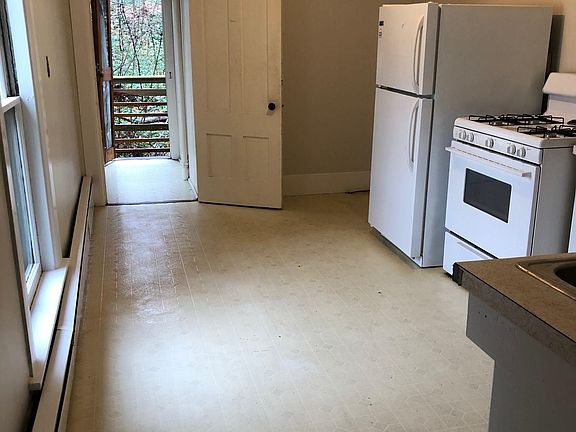 Exit with garden view.