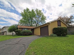 1763 Newport St, Glendale Heights, IL