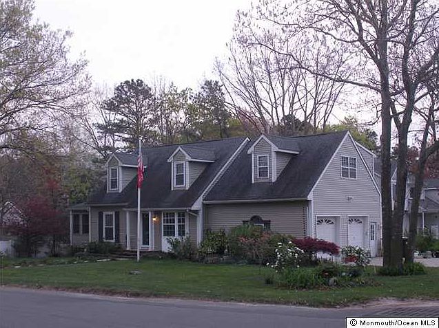 2nd image of 233 Elizabeth Ave