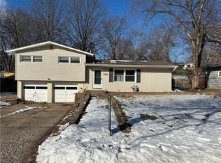 7012 NW Avalon St, Kansas City, MO 64152