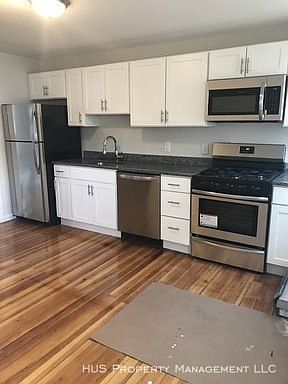 1st image of 24 Oakleigh Ave