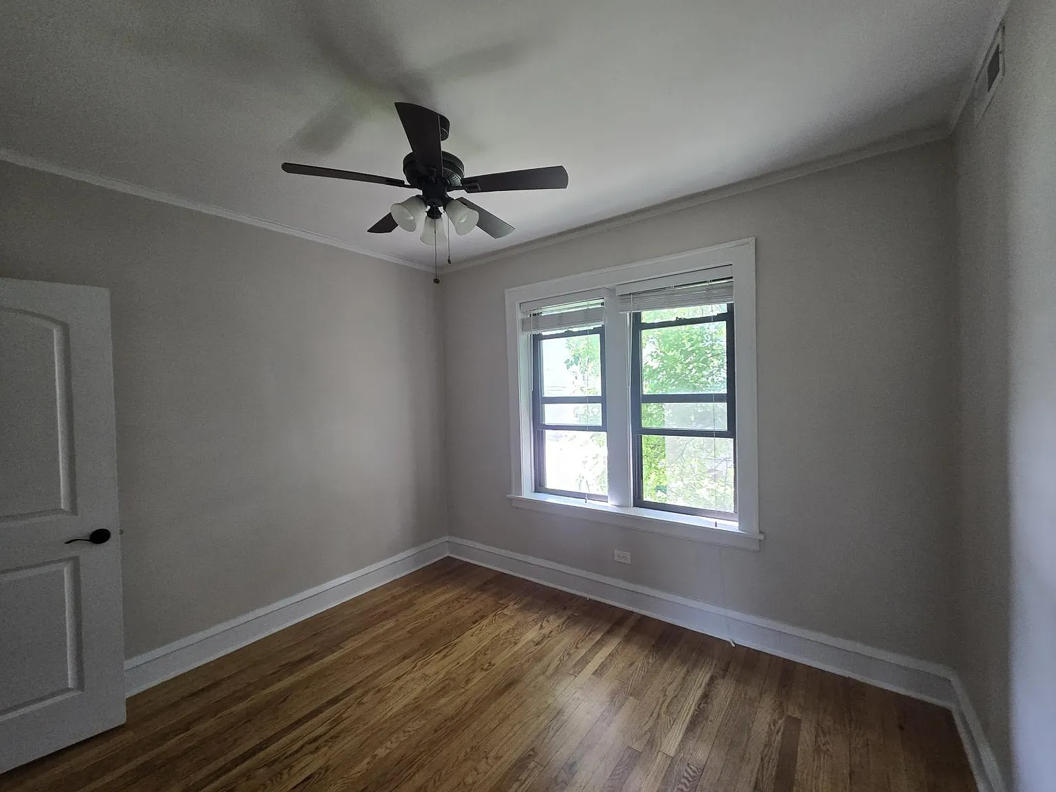 718 Reba Place #2N — Photo 2
