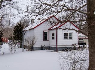 3054 Vincent Rd, North Street, MI 48049