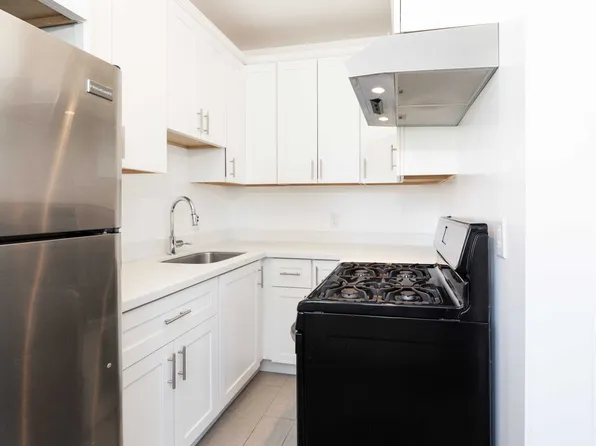 3017 22nd St #1, San Francisco, CA 94110