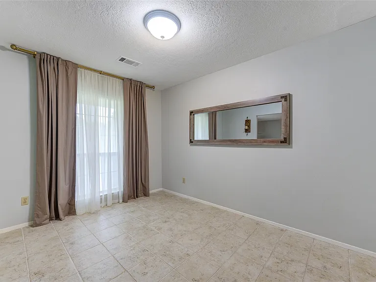 16019 Fathom Ln — Photo 37