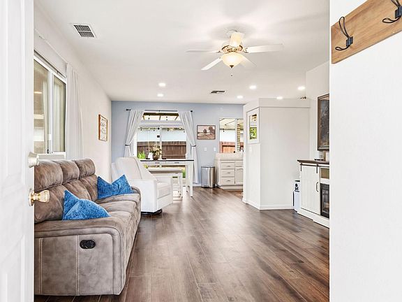 3rd image of 7924 Symington Way