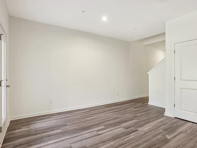 2571 Grey Hawk Dr — Photo 14