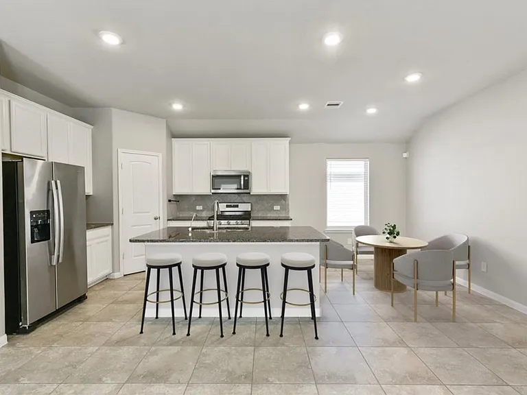 6827 Scarlet Sagebrush St — Photo 4