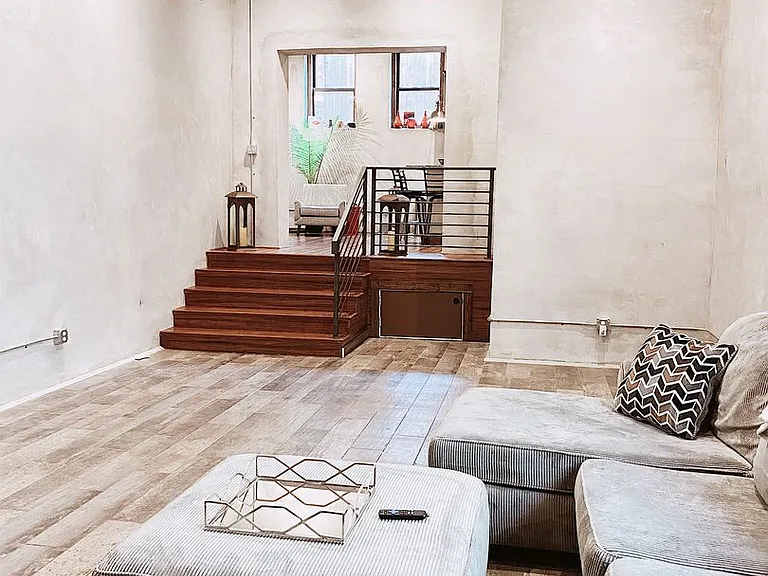 501 W Central St — Photo 24