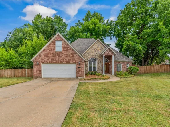 2603 SW 8th St, Gravette, AR 72712