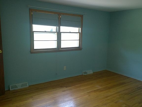 5th image of 73 Altamont Rd APT C