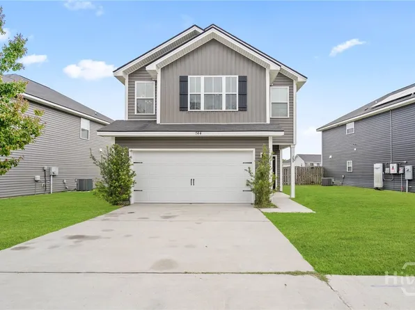 744 Fairview Circle, Hinesville, GA 31313