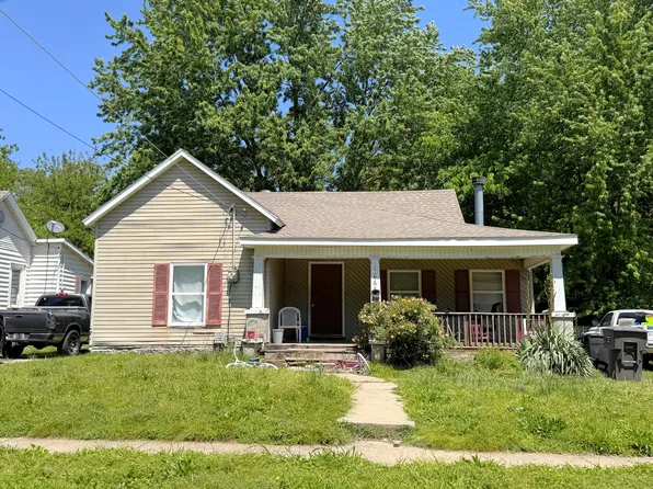 1065 E Pacific Street, Springfield, MO 65803