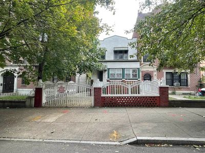 1324 Eastern Pkwy, Brooklyn, NY, 11233