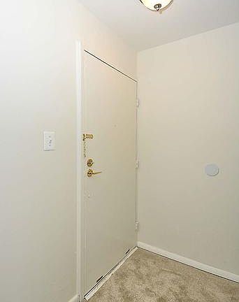 3rd image of 7609 Lee Hwy APT 303