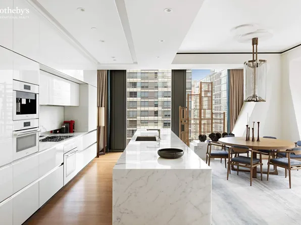 53 West 53rd Street image 4 of 24