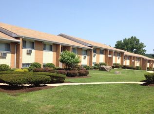 1 Cresthill Dr #4A, Nyack, NY 10960