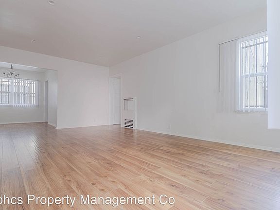 3rd image of 2021 1/2 S Sherbourne Dr #7163877