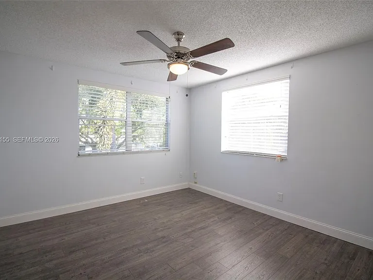 4844 Grapevine Way — Photo 10
